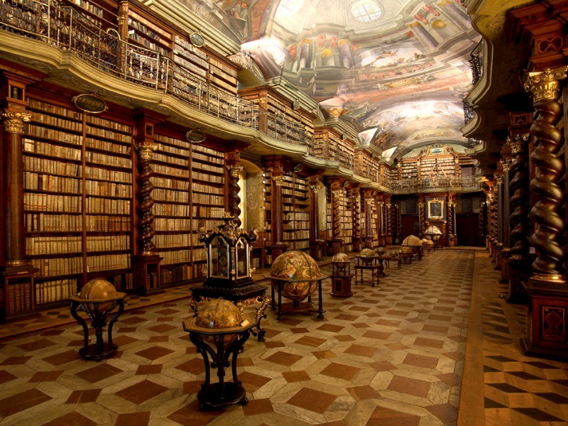 Клементинум в Праге, библиотека