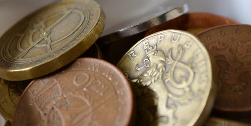 Сувениры из Праги: памятные монеты