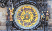 Часы на Староместской площади